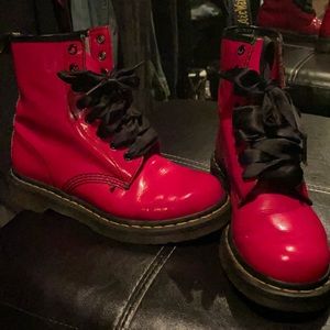 The original Dr Martens Red Patent Leather US 7